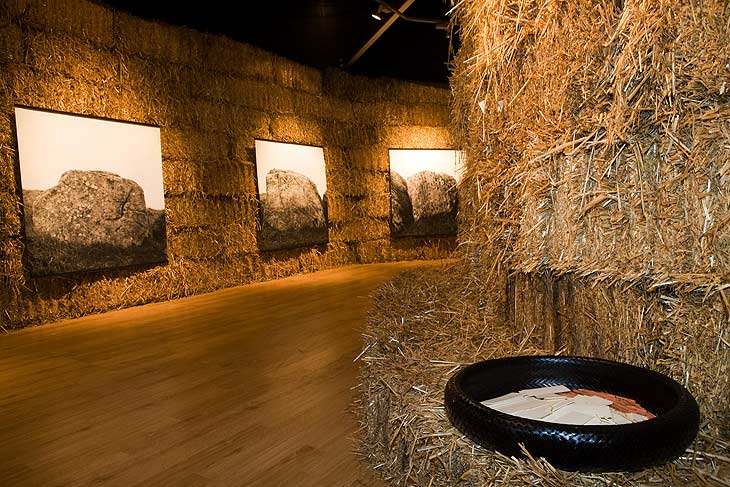 fig.: The "Memory Chamber" inside the installation "Circle of Memory" by Eleanor Coppola at Hangar-7, Salzburg Airport, 2008. photo: Helge Kirchberger / Red Bull Photofiles 