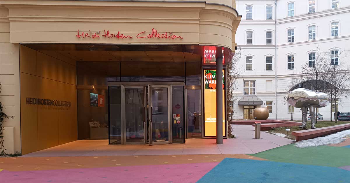 Entrance of the Heidi Horten Collection in Vienna with colorful ground and sculptures in the Hanuschhof