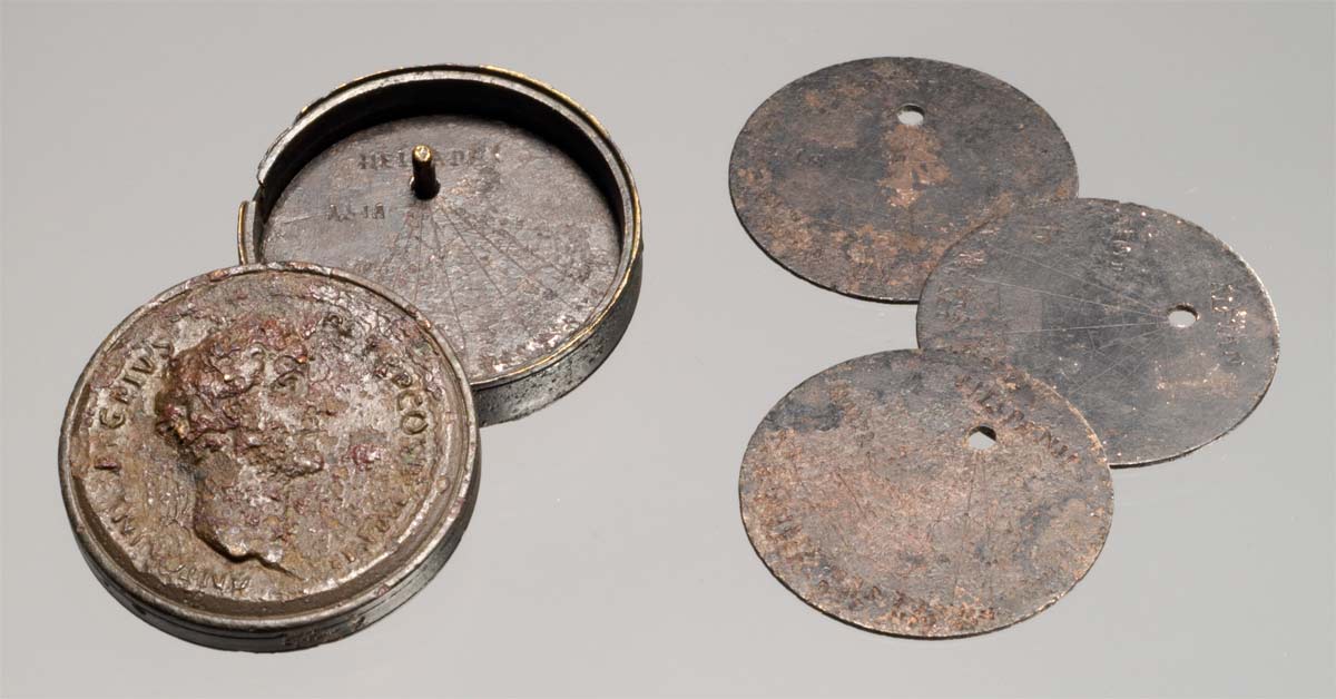 Roman bronze portable sundial with four discs