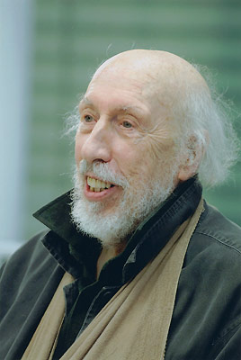 Richard Hamilton. Virtual Spaces 25 May - 10 August 2008 Kunsthalle Bielefeld, Germany www.kunsthalle-bielefeld.de fig.: Portrait Richard Hamilton; photographer Joachim Schmidt-Dominé
