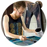 In 2009, the stores of the Italian denim brand Replay become think-tanks and art-performance stages for practising 're-elaborating' and 're-making'. For Replay, the prefix 'Re' stands for 'repetition' such as the 'Re-fish' by artist Ivan Bonesso who works on the theme 'recycling'. In September, the Italian screen printer Canedicoda will make artworks on the jeans of visitors on occasion of the 'Re-Denim' days in Paris and Barcelona. In Paris, the store will become a dance floor, heated up by DJ Nihilisme...